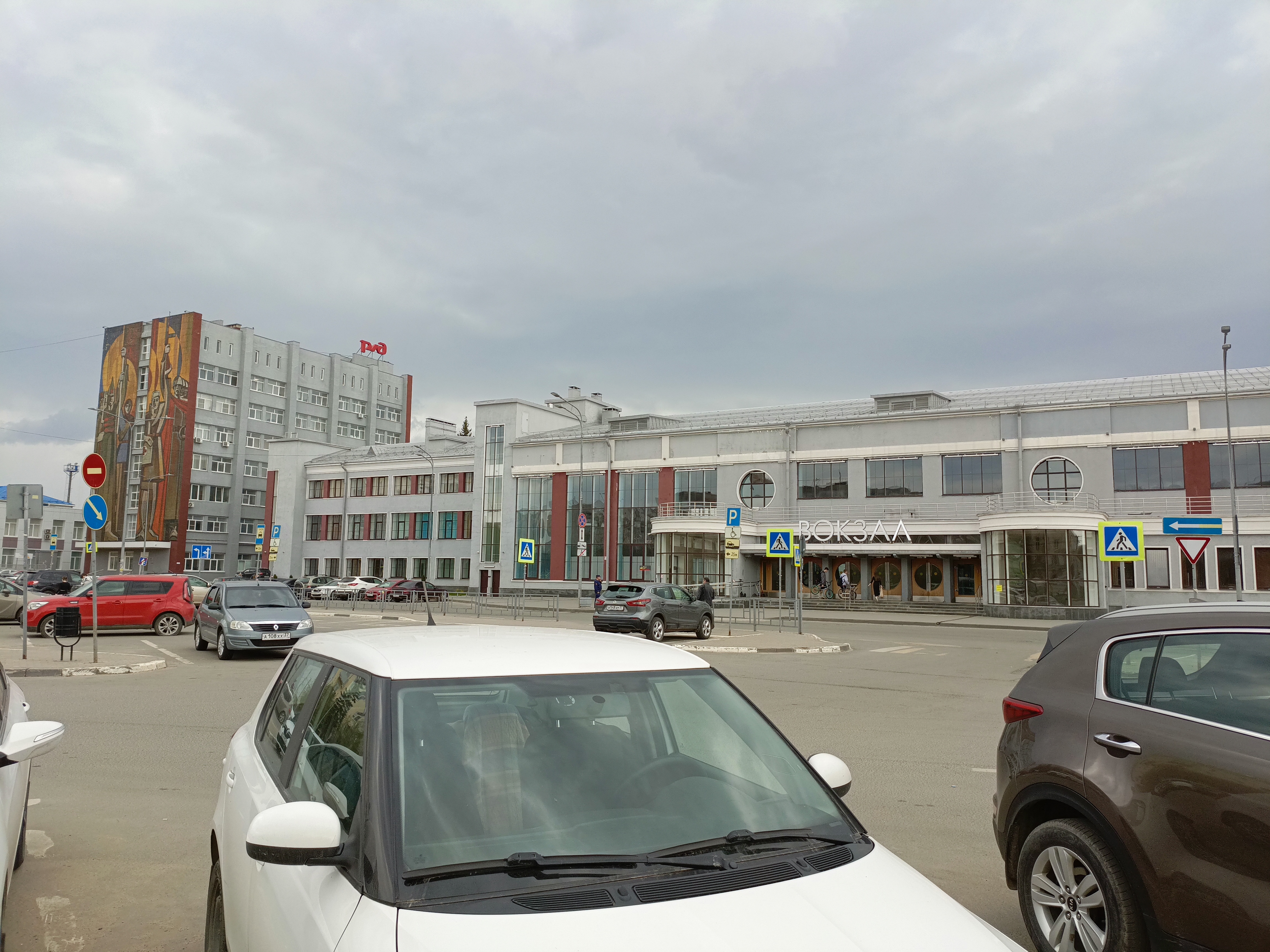 Пожарные устроили учебный рейд по Шереметевскому проспекту в Иванове