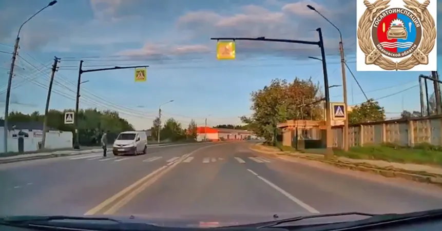 В Шуе момент наезда на пенсионера попал на видео