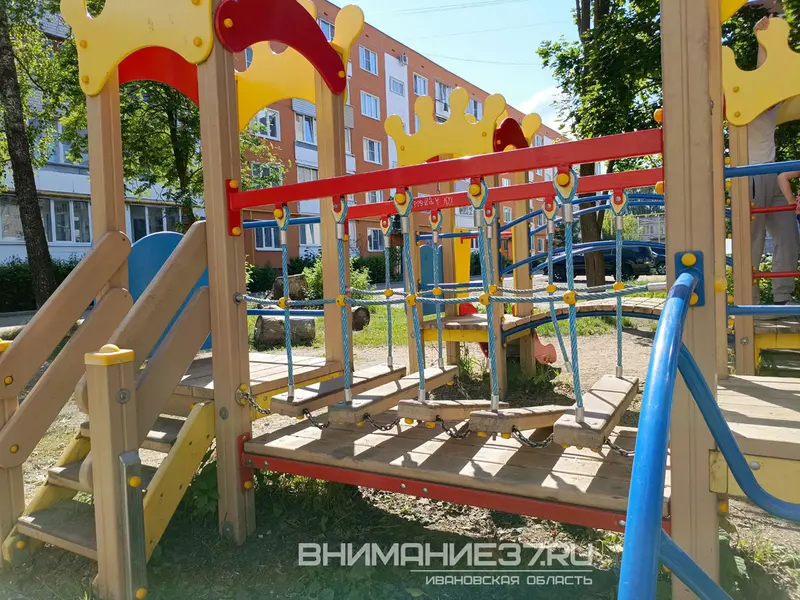 Прокуроры заставили снести 9 опасных площадок в Ивановской области