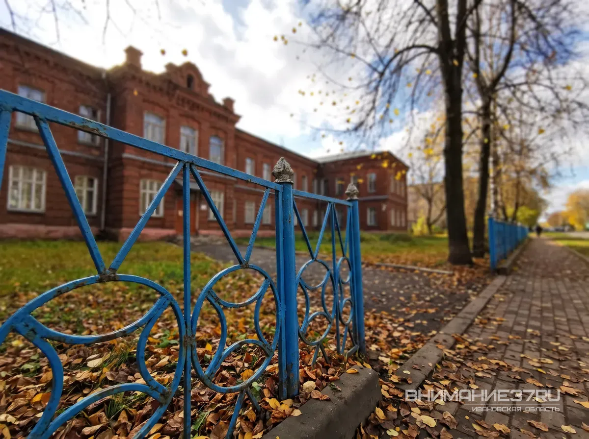 Счета Родниковской ЦРБ заблокировали за многомиллионные долги