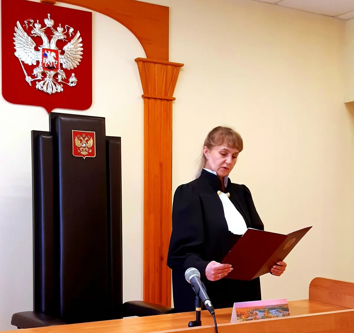Приволжский суд поставил точку в жилищном споре сироты