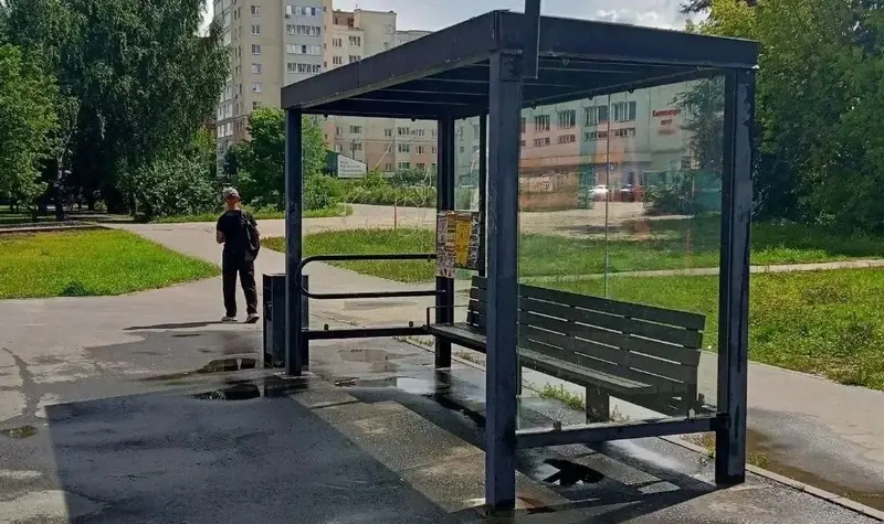 В Иванове остановки и мосты отмывают до блеска — фото 2 из 4