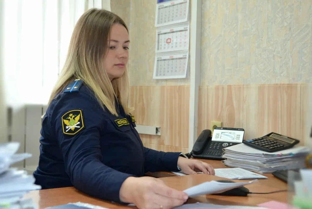 Жительница Комсомольского района сменила фамилию, но не скрылась от долгов