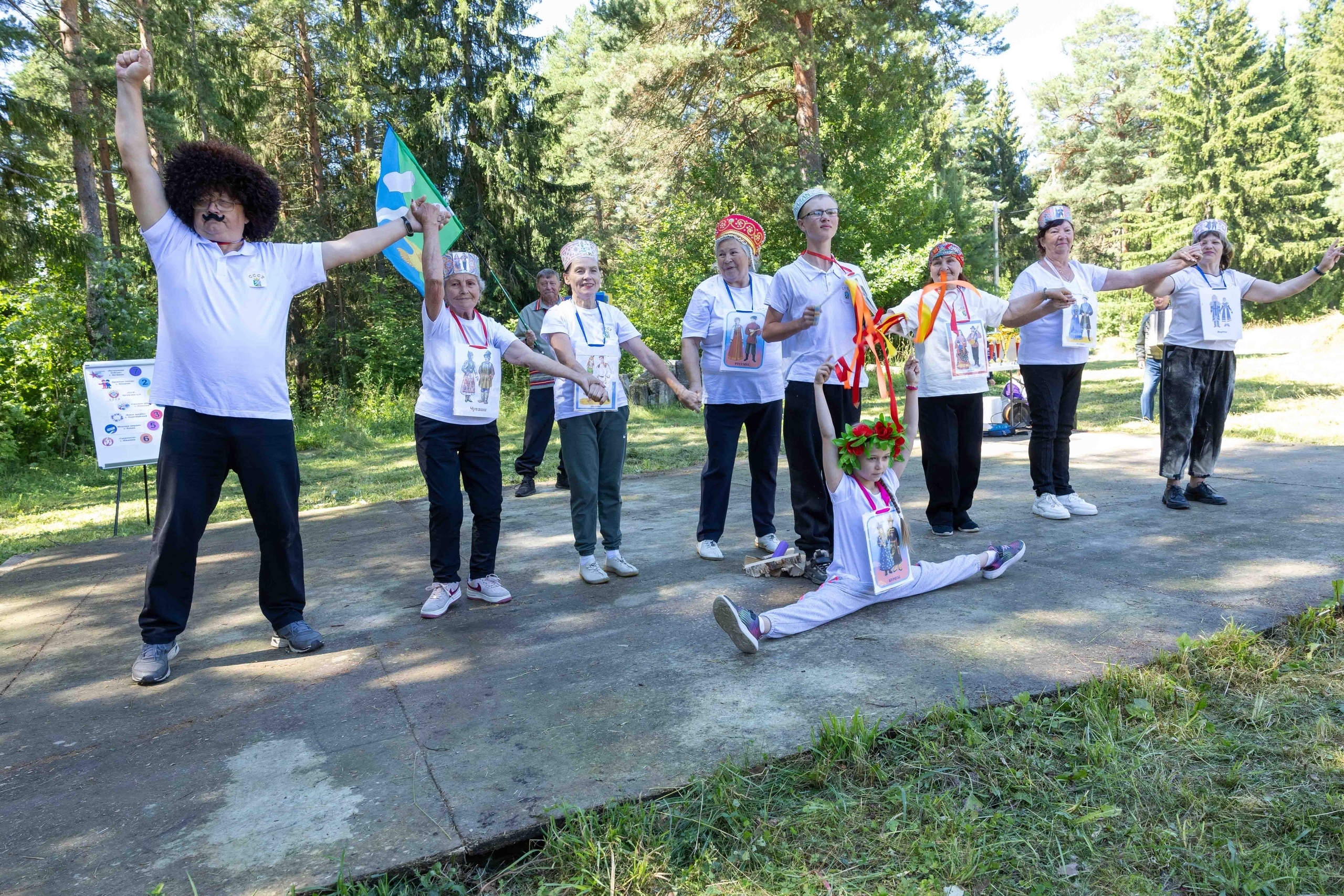 Решма собрала старшее поколение на турслёт единства — фото 3 из 10
