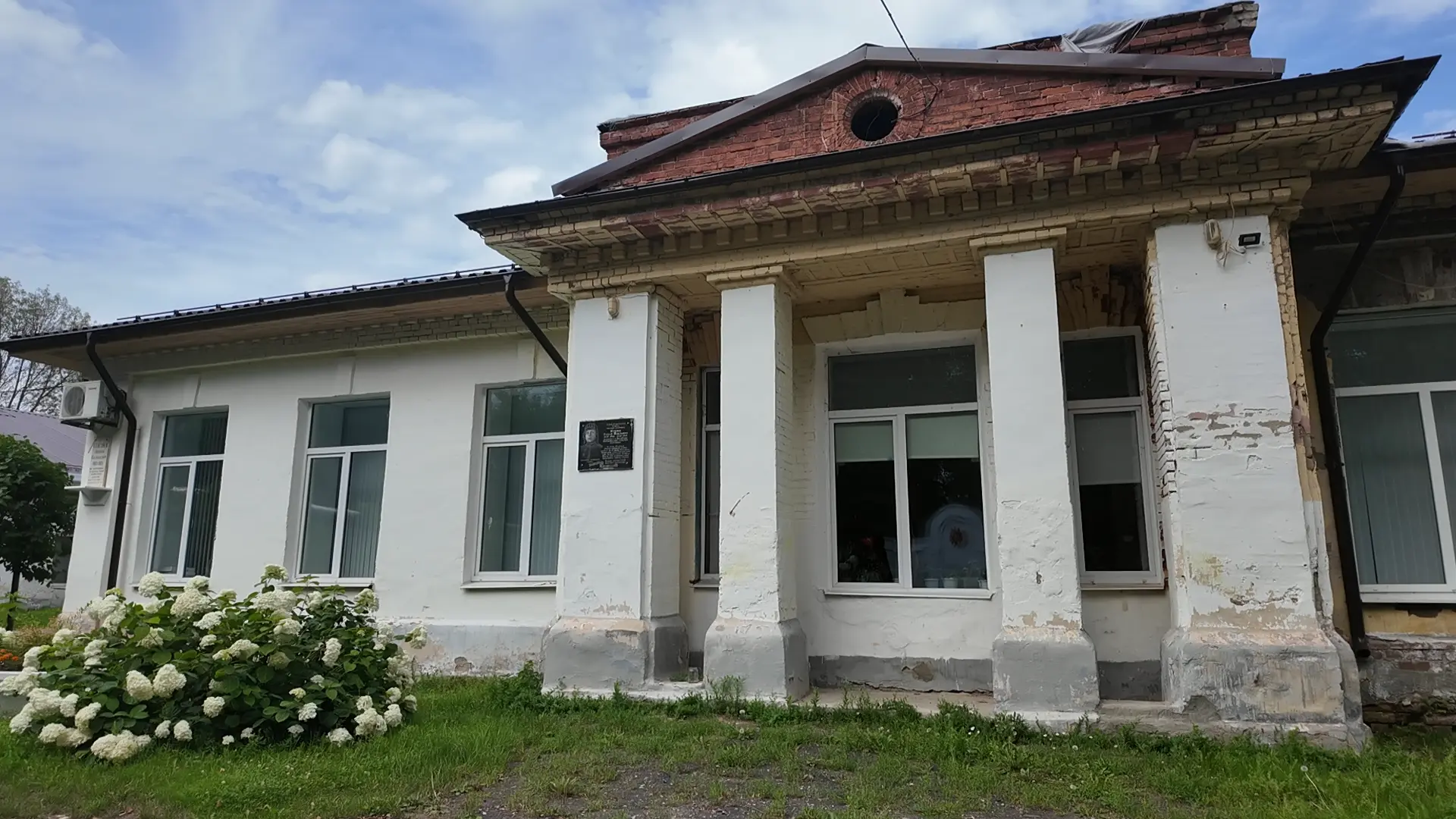 Богданиху ждет капремонт школы 1912 года постройки 