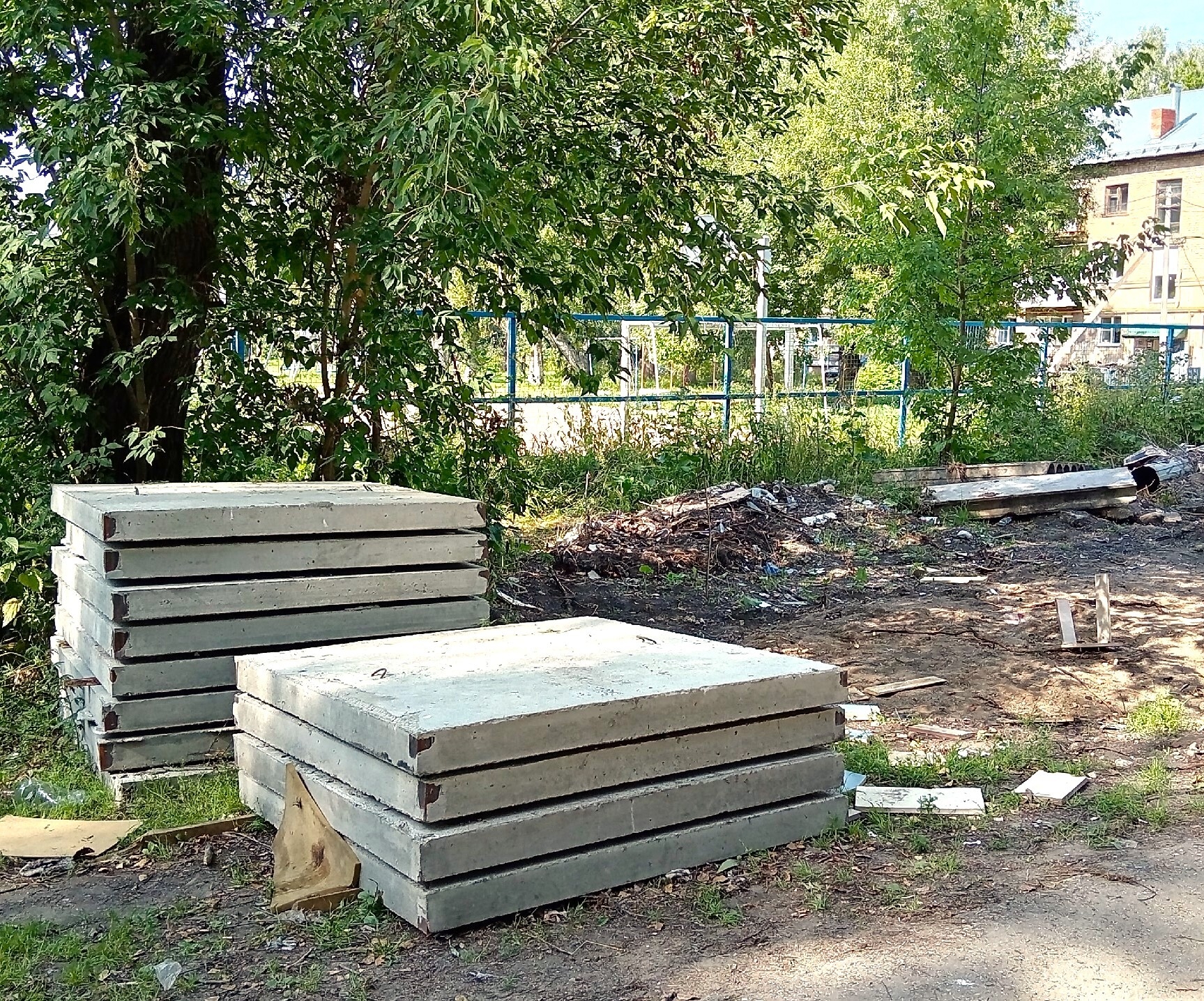 В Заволжске готовят площадки под новые контейнеры