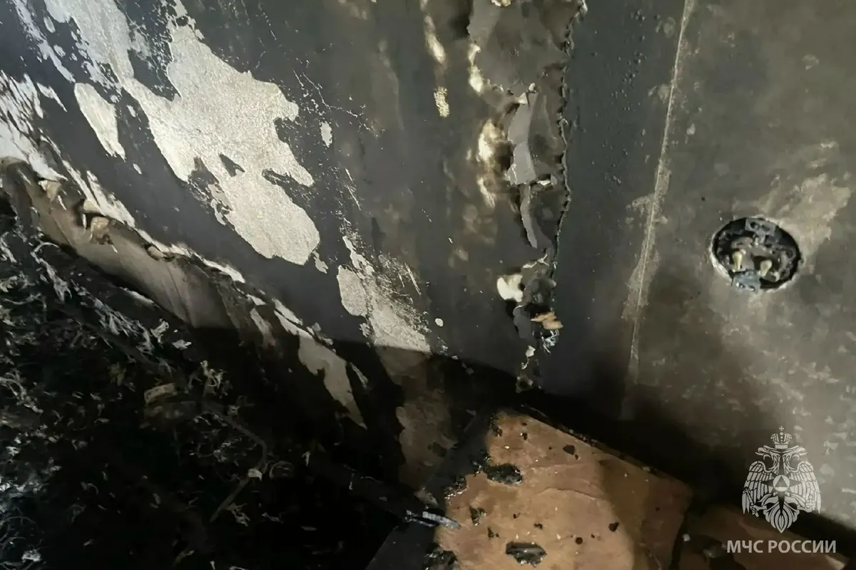 Ночной пожар в Кинешме. Из горящей пятиэтажки спасли четверых детей