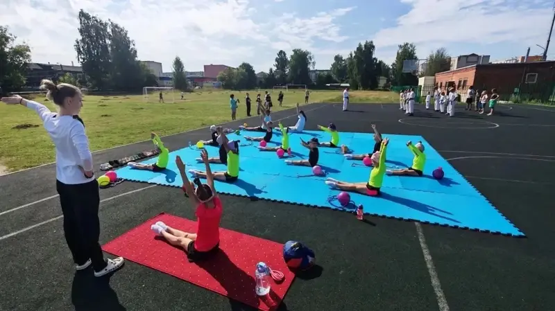 В Наволоках устроили праздник с семью видами спорта — фото 5 из 9