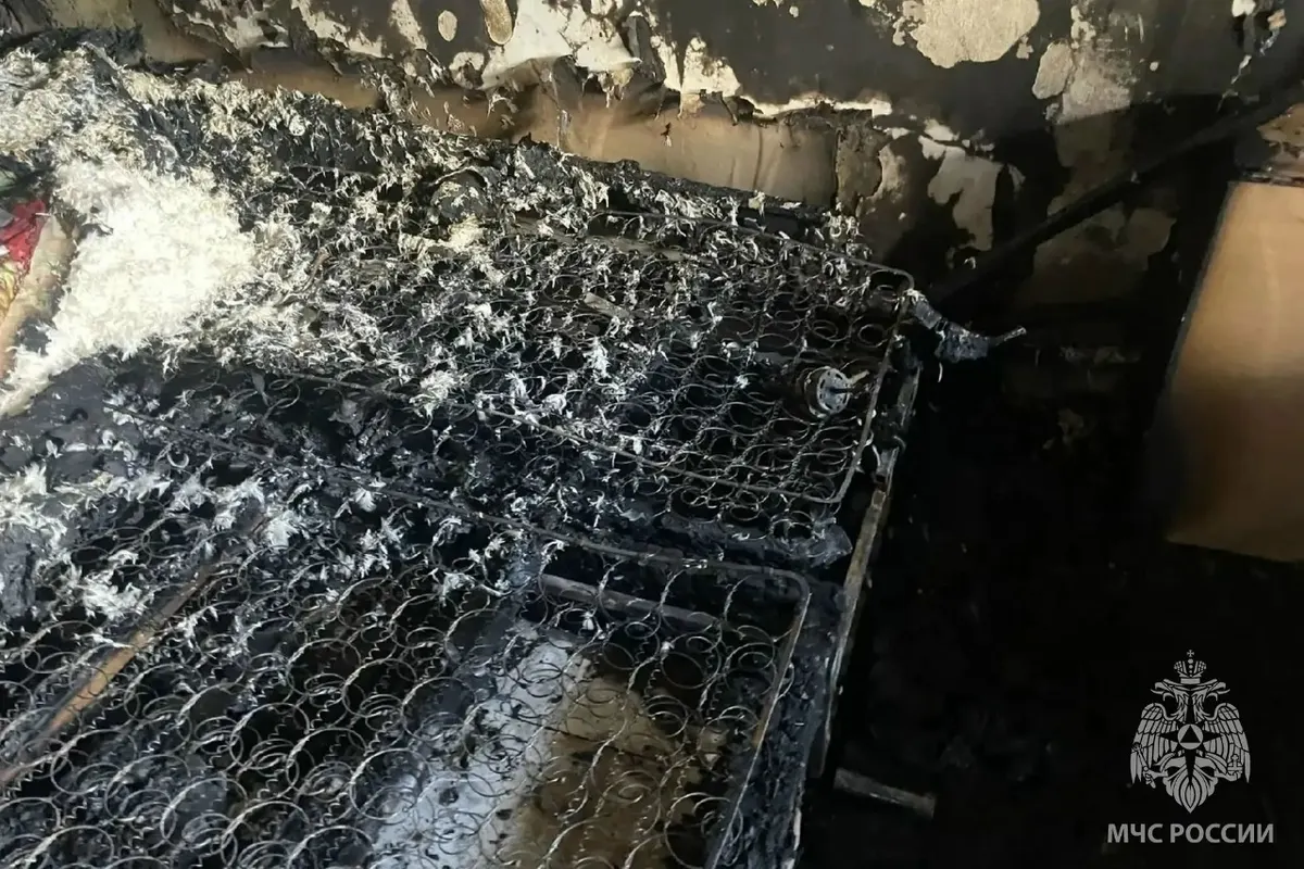 Ночной пожар в Кинешме. Из горящей пятиэтажки спасли четверых детей