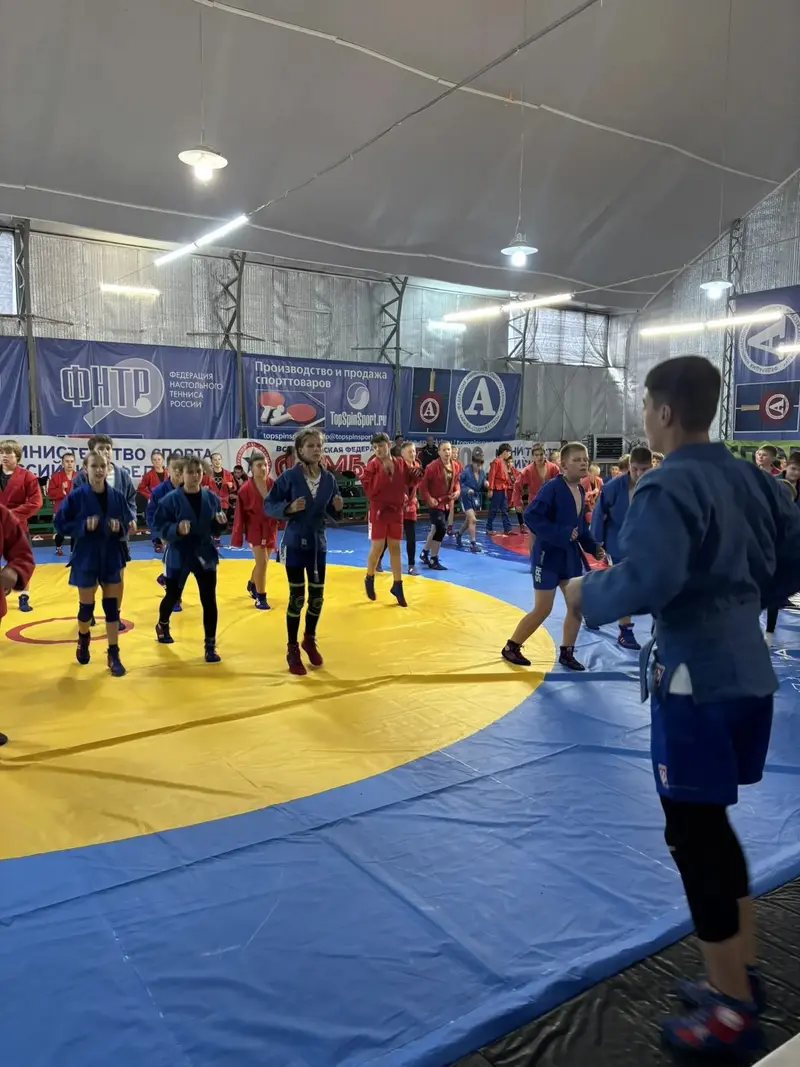 Под Ивановом собрали 120 юных самбистов со всей России — фото 4 из 5