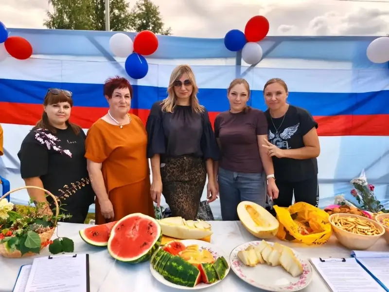В Тейкове отпраздновали день микрорайона и триколора — фото 3 из 3