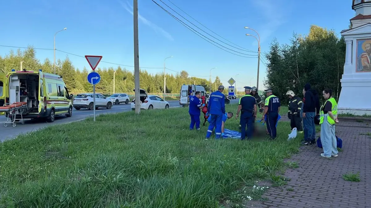 Мотоцикл перевернулся у ивановского аэродрома на Фрунзе — фото 3 из 4