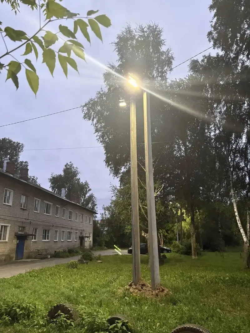 В Тейкове фонари зажглись у строящегося храма и еще в 9 дворах  — фото 1 из 3