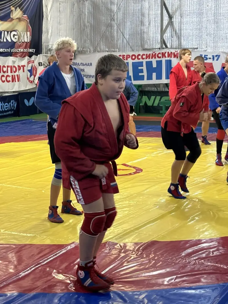 Под Ивановом собрали 120 юных самбистов со всей России — фото 3 из 5