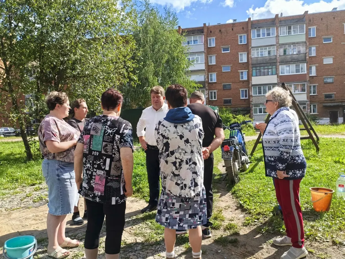 В Старой Вичуге меняют водопровод, который не ремонтировали десятилетиями