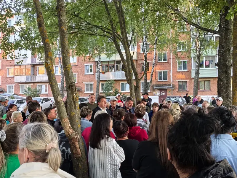 В Старой Вичуге меняют водопровод, который не ремонтировали десятилетиями — фото 2 из 3