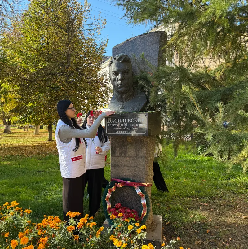 Вичуга вспоминает маршала, взявшего Сталинград и Берлин — фото 2 из 3