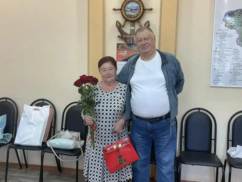 В Наволоках чествовали женщину, которая 27 лет руководила главным клубом — фото 4 из 4