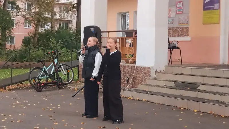 Урожай, батут и дискотека - как Первомайский ДК устроил праздник для своих — фото 6 из 6