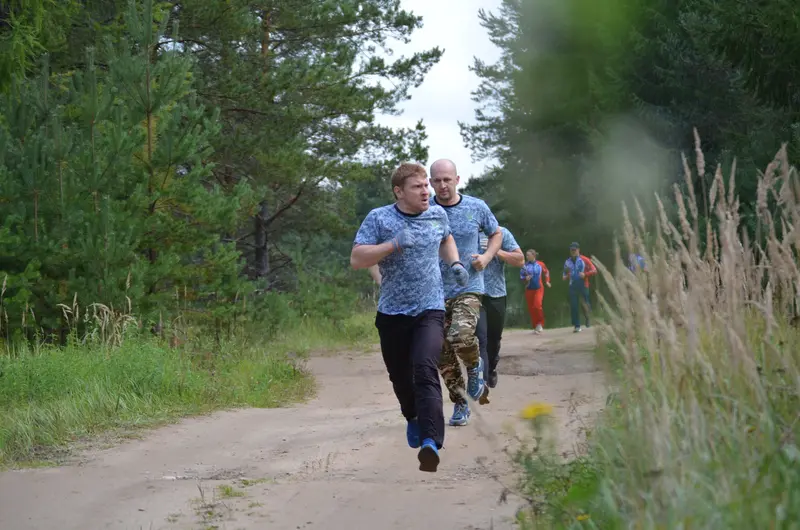 Ивановские приставы штурмовали стены и спасали раненых в «Гонке героев» — фото 4 из 5