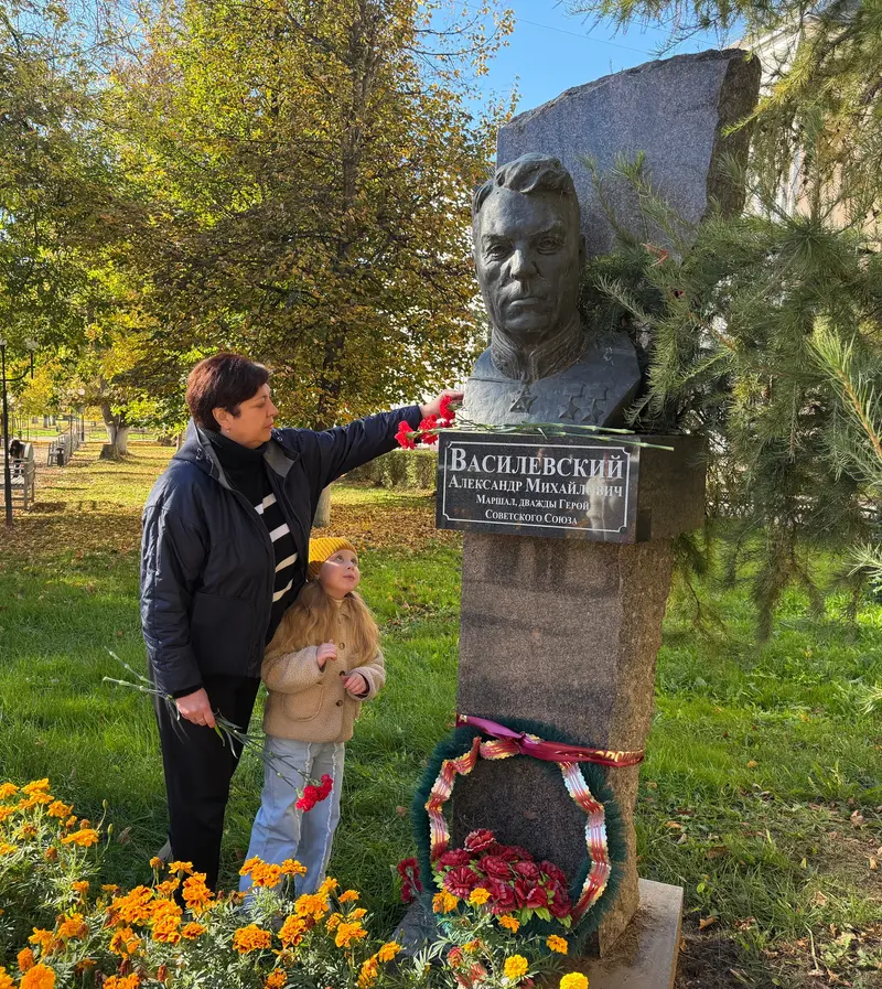 Вичуга вспоминает маршала, взявшего Сталинград и Берлин — фото 1 из 3
