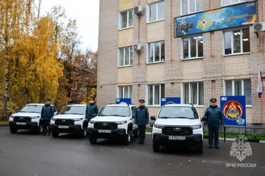 Инспекторам МЧС в Ивановской области вручили внедорожники для рейдов — фото 6 из 6