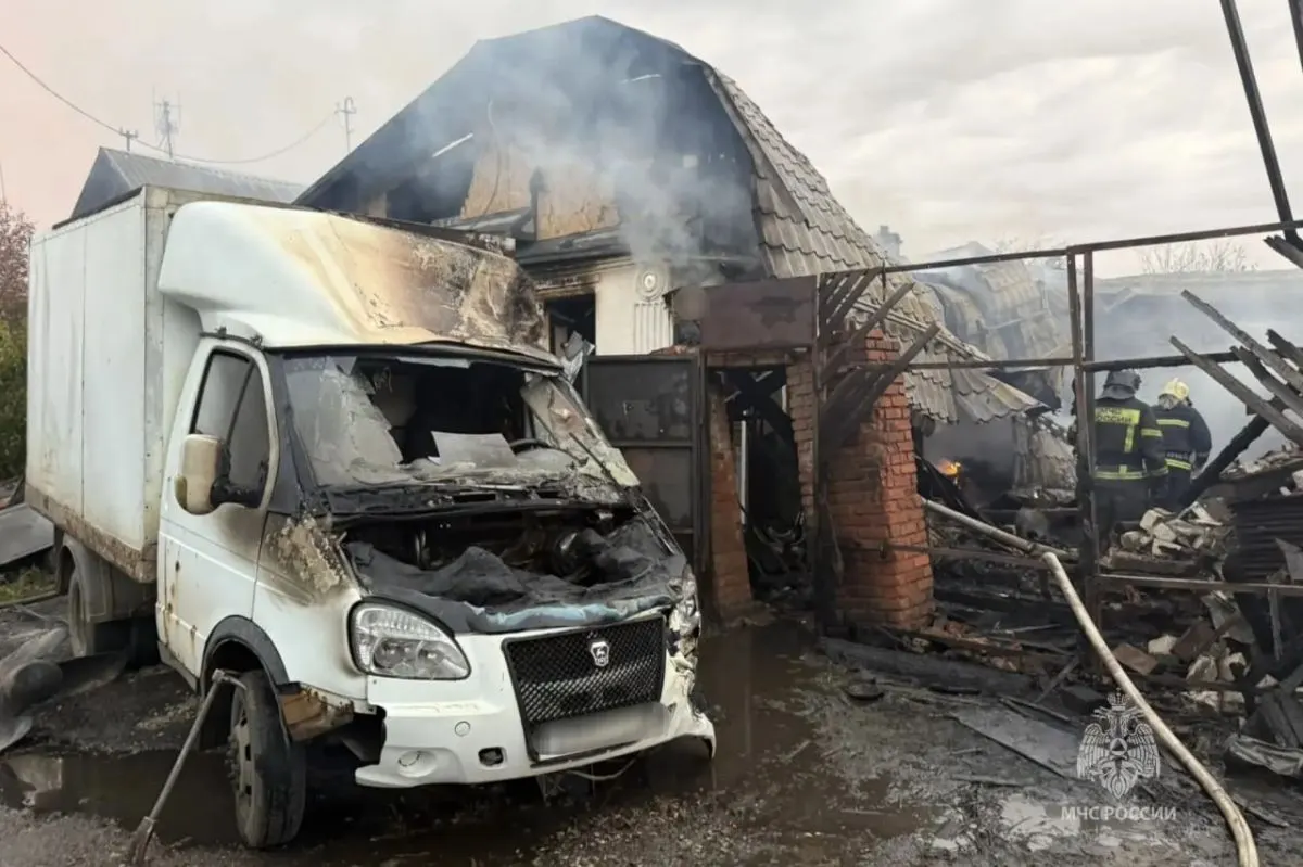 Ночной пожар в Иванове уничтожил четыре постройки