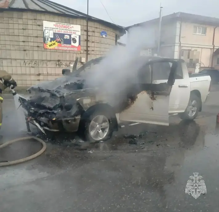 Пять пожаров за сутки потушили в Ивановской области — фото 2 из 3